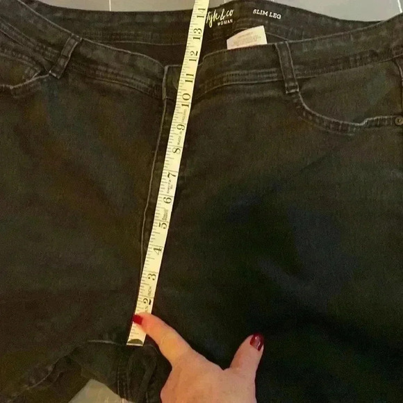 Style Co Woman Black Straight Leg Jeans Slim Cut 16W - Picture 5 of 10